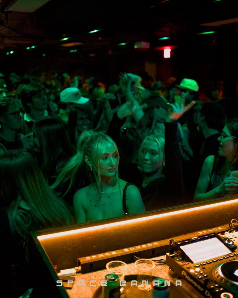 Bar photo 3