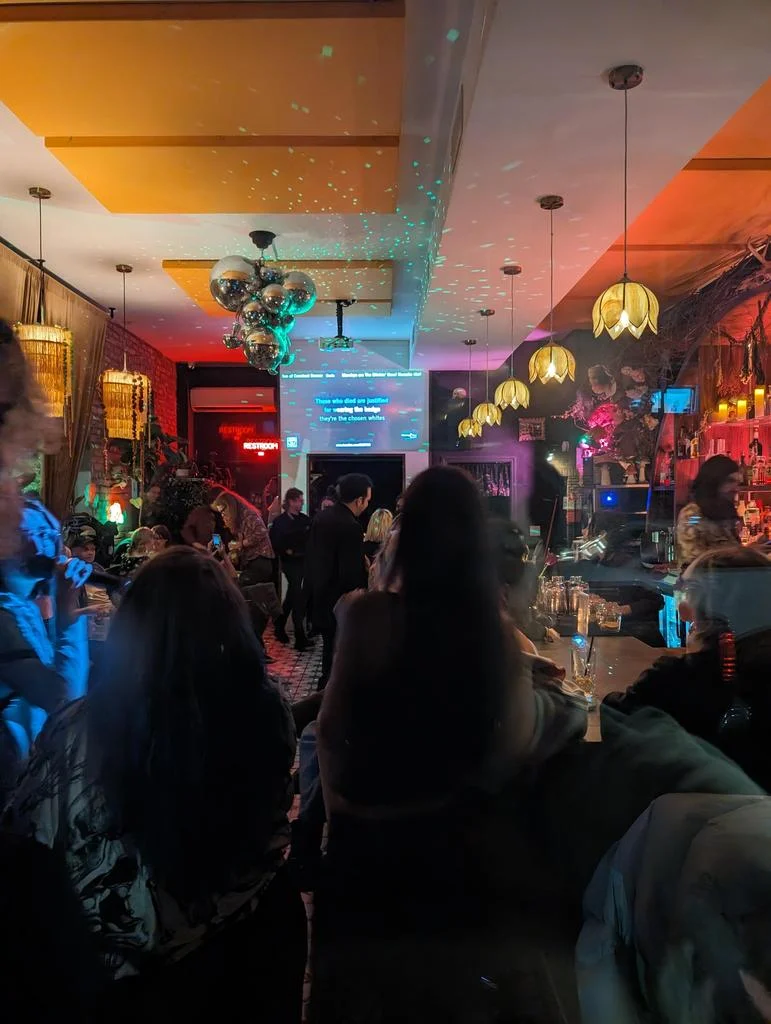 Bar photo 2