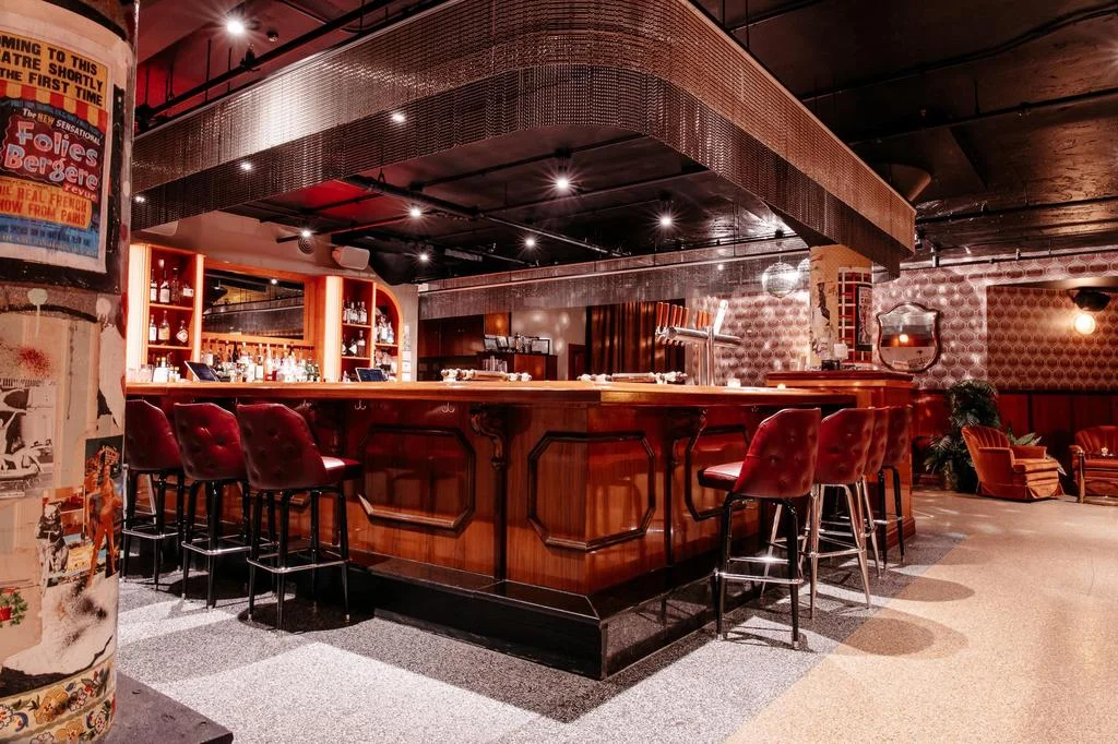 Bar photo 2