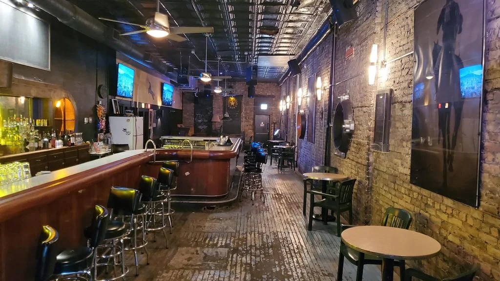 Bar photo 2