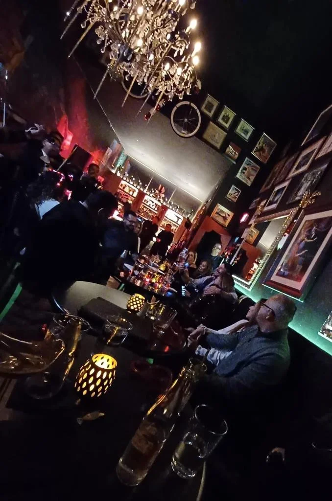 Bar photo 2