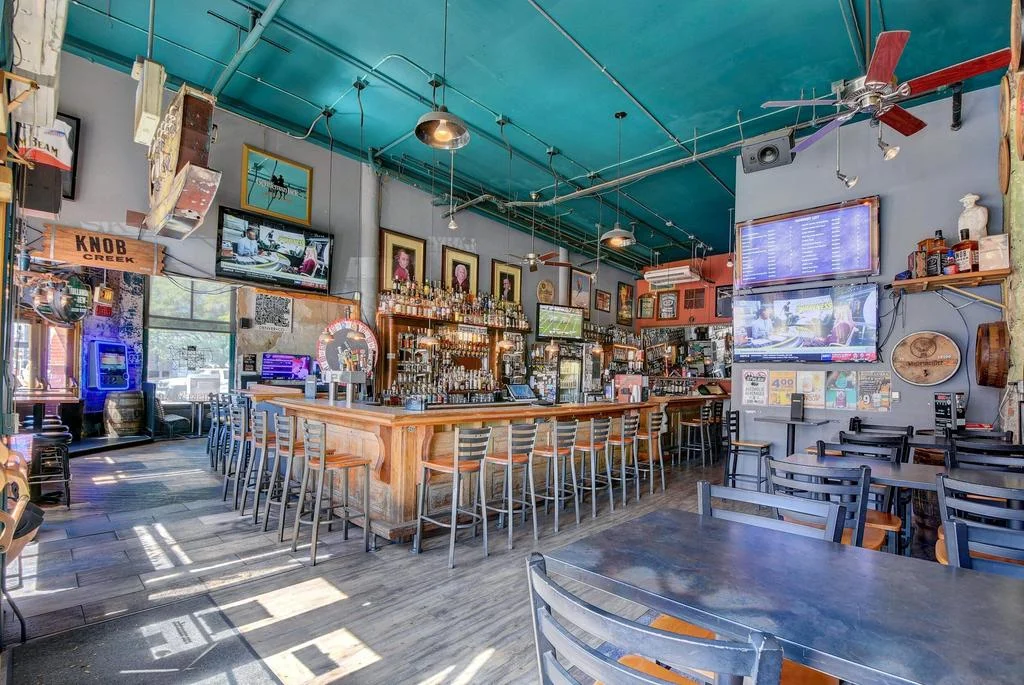 Bar photo 1