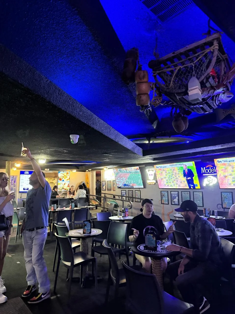 Bar photo 2