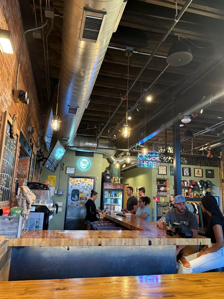 Bar photo 2