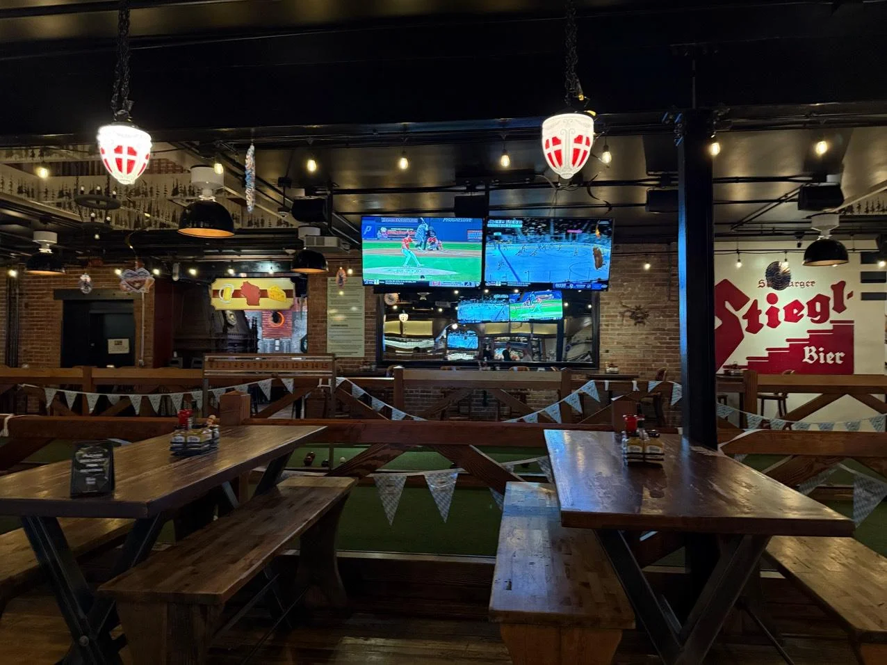 Bar photo 2