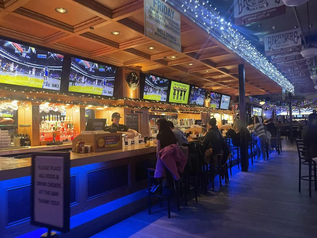 Bar photo 2