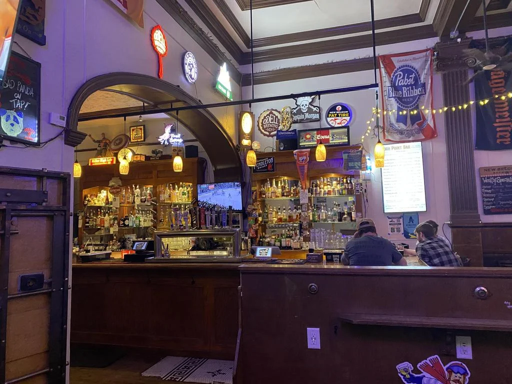 Bar photo 2