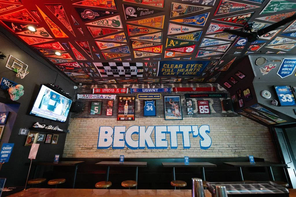 Bar photo 2