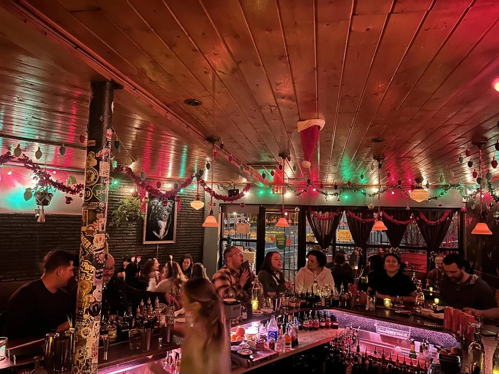Bar photo 1