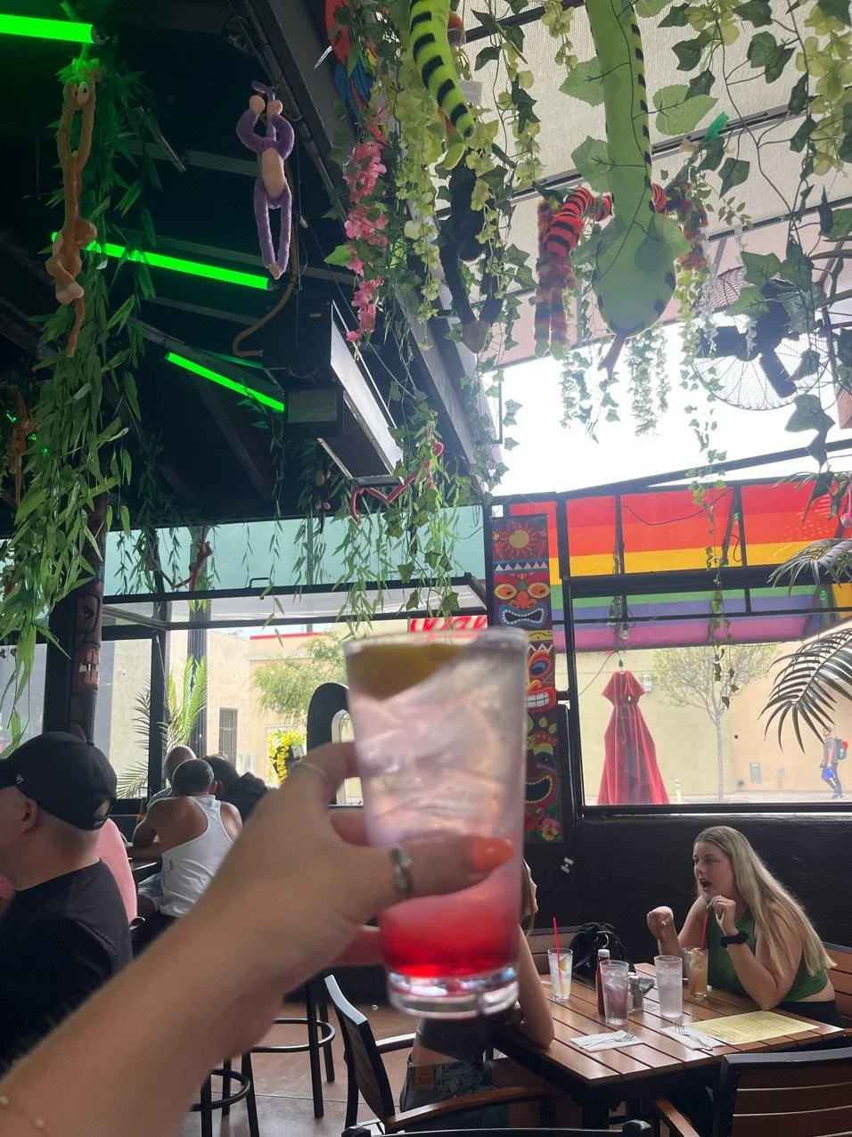Bar photo 2
