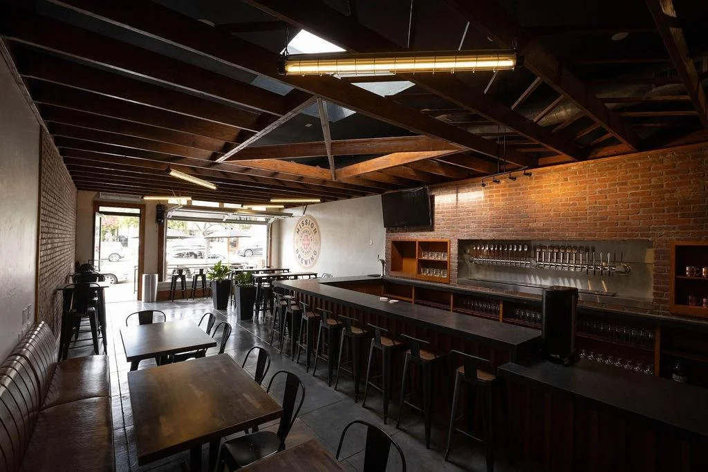 Bar photo 2