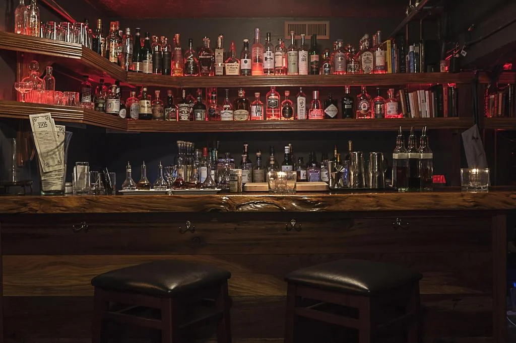 Bar photo 2