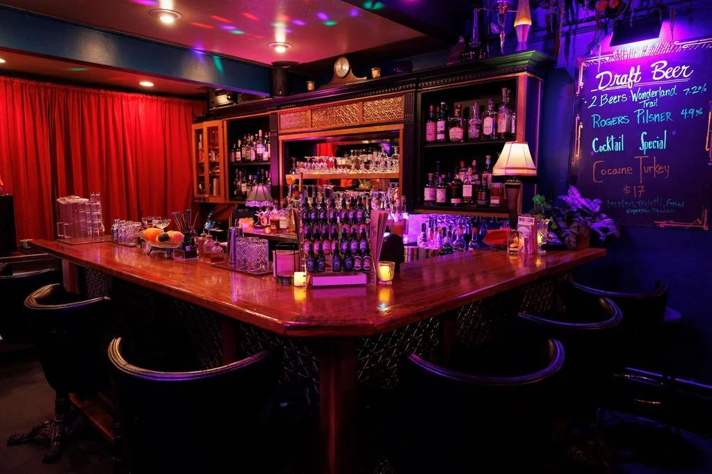 Bar photo 1