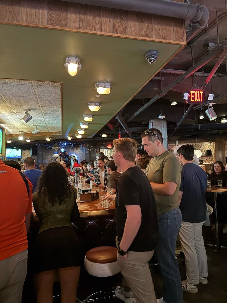 Bar photo 3