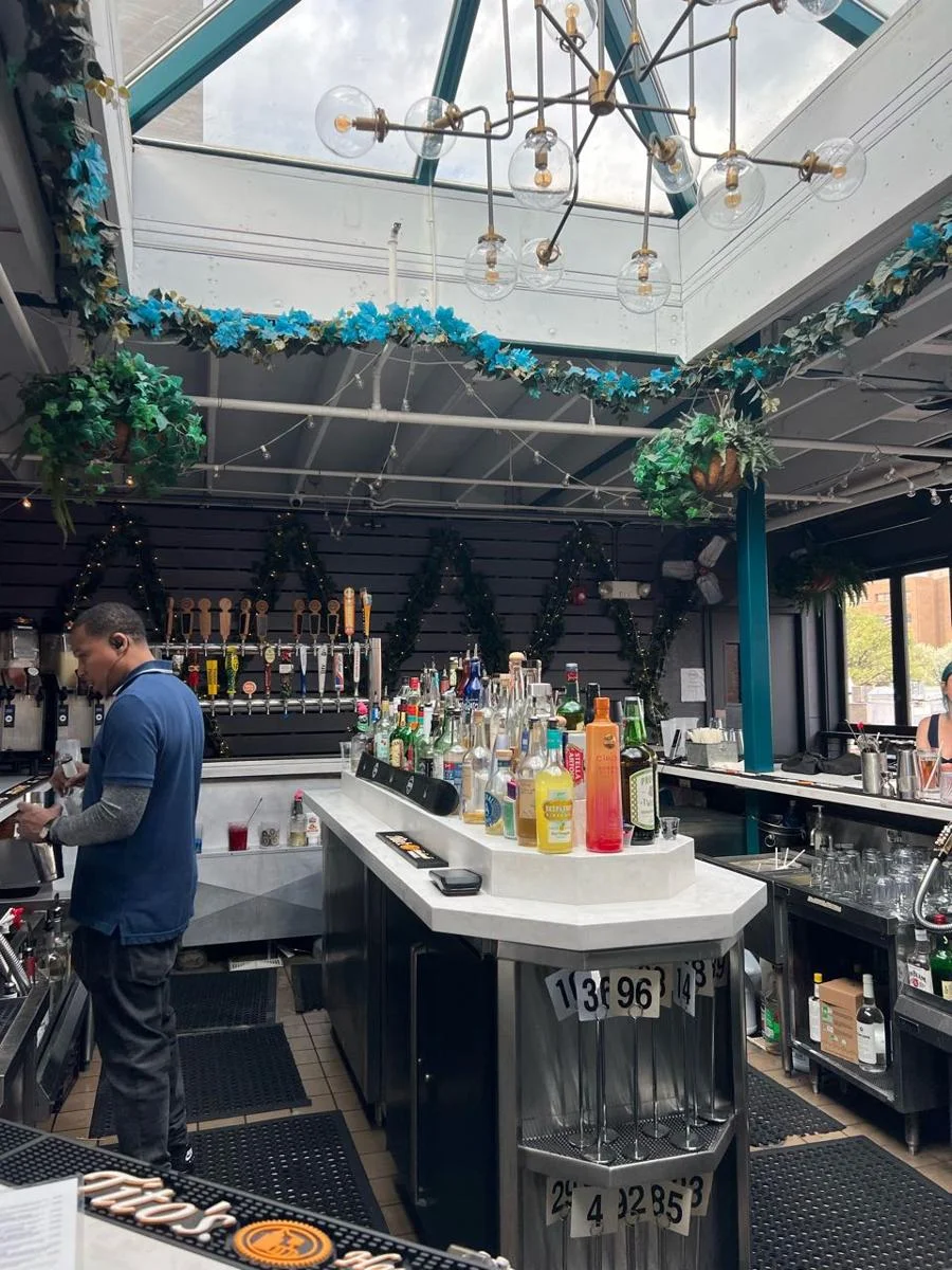 Bar photo 2