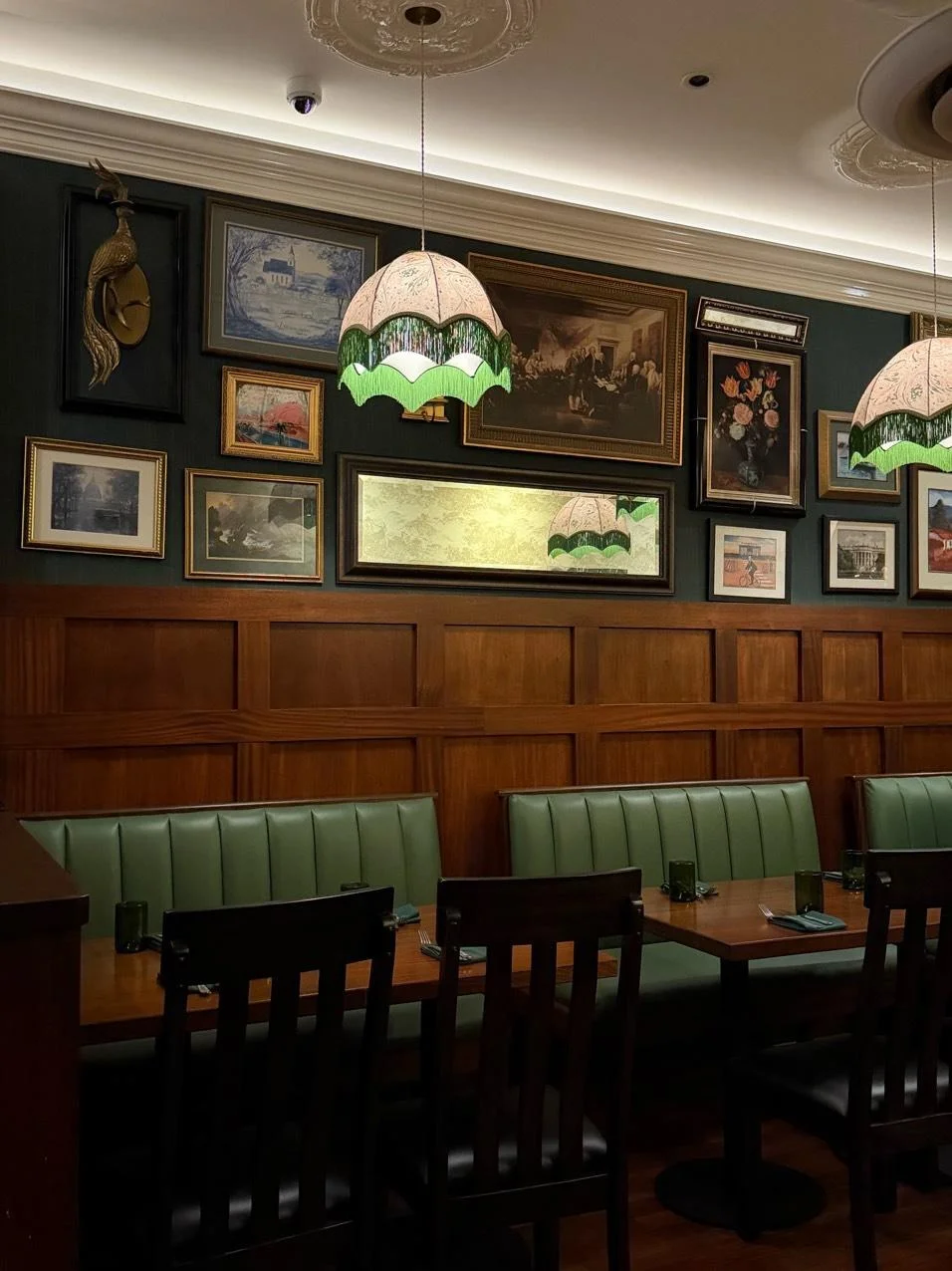Bar photo 2